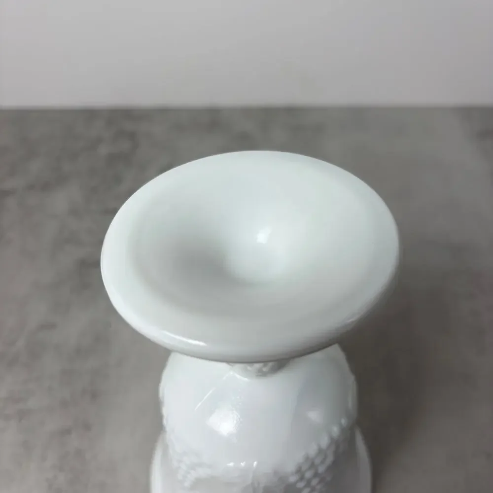 Vintage Indiana Glass Colony Harvest Grape White Milk Glass Goblet 5.25